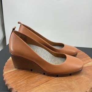 Betabrand All Weather Hazel Chestnut Color Wedge Slip On Shoes Rare 8